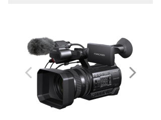 Продается профессиональная видеокамера Sony HXR -NX100.