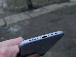 iPhone 11 64 gb foto 4