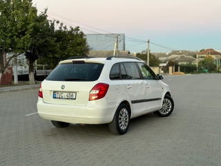 Skoda Fabia foto 2