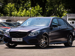 Mercedes E Class foto 2