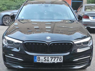 BMW 5 Series foto 1