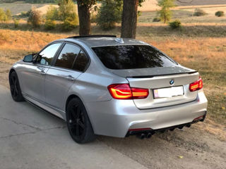 BMW 3 Series foto 2