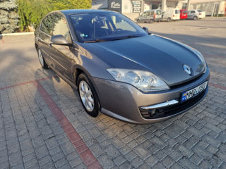 Renault Laguna foto 2