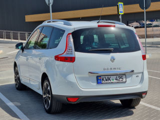 Renault Grand Scenic foto 2