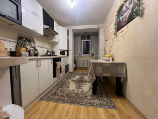 Apartament cu 3 camere, 72 m², Centru, Codru, Chișinău mun.