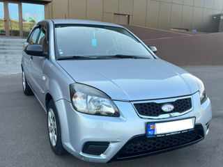 KIA Rio foto 2