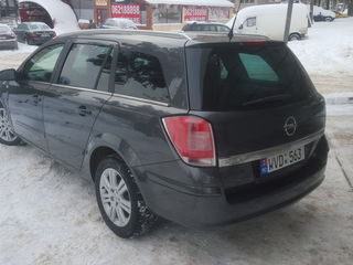 Opel Astra foto 3