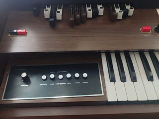 se vinde electroorgan HOHNER International (Trivoli L). Prețul 500 euro negociabil. foto 5