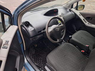 Toyota Yaris foto 5