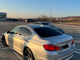 BMW 5 Series foto 3