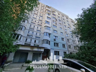 Apartament cu 2 camere, 60 m², Botanica, Chișinău foto 14