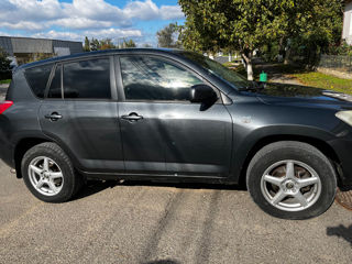 Toyota Rav 4 foto 5