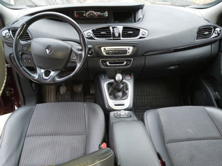 Renault Grand Scenic foto 9