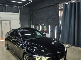 BMW 3 Series foto 3