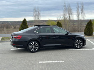 Skoda Superb foto 7