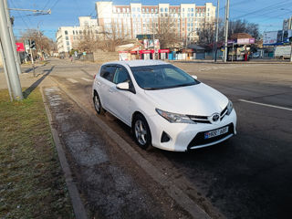 Toyota Auris foto 2