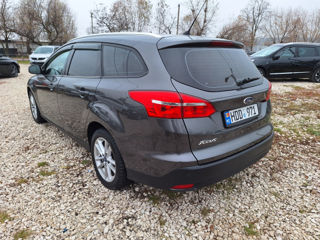 Ford Focus foto 6