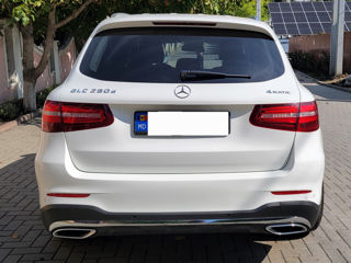 Mercedes GLC foto 3