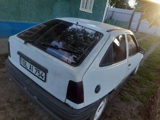 Opel Kadett foto 8
