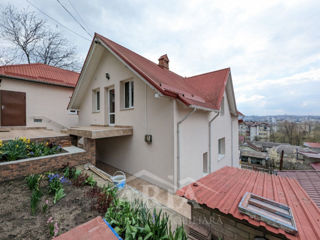Vând casă Chișinău, Ciocana, 290m2, 6,5ari, 5 dormitoare, autonomă, garaj, grădină, beci