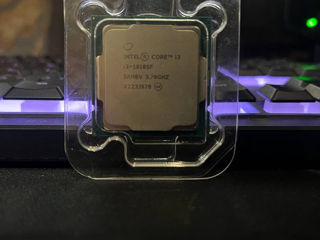 Процессор Intel Core i3-10105F