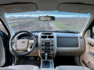 Ford Escape фото 2