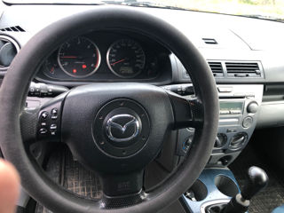 Mazda 2 foto 3