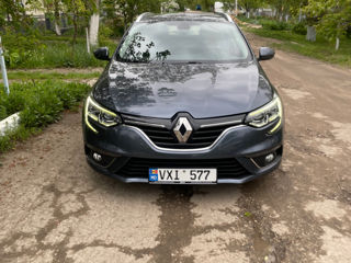 Renault Megane фото 12
