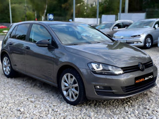 Volkswagen Golf foto 2