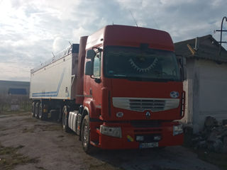 Renault Premium