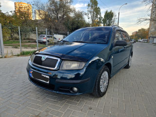 Skoda Fabia foto 4