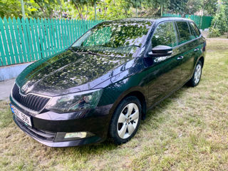 Skoda Fabia foto 2