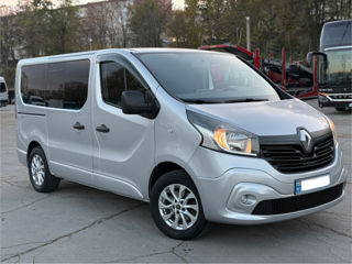 Renault TRAFIC 9 LOCURI