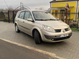 Renault Grand Scenic foto 3