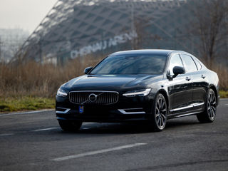 Volvo S90 foto 2