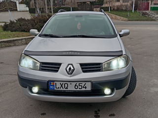 Renault Megane foto 3