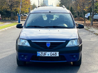 Dacia Logan foto 2