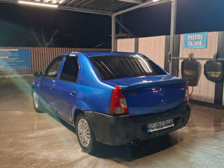 Dacia Logan foto 4