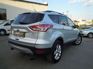 Ford Escape foto 4