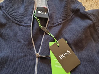 срочно продам свитер Hugo Boss оригинал 100% foto 2