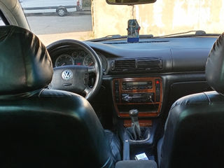 Volkswagen Passat foto 5