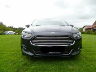 Ford Fusion foto 1