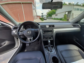 Volkswagen Passat foto 12