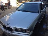 BMW 3 Series foto 2