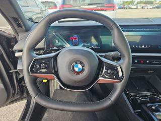 BMW 5 Series foto 15