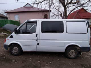 Ford Transit foto 2