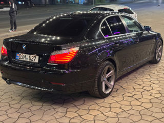 BMW 5 Series foto 5