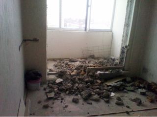 Demolarea peretilor interiori și evacuarea deșeurilor de construcție +Hamali la dorința foto 3