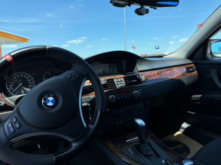 BMW 3 Series foto 8