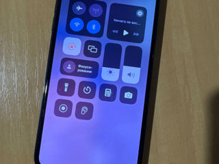 Vând iPhone 11 Pro Max 64 GB foto 3